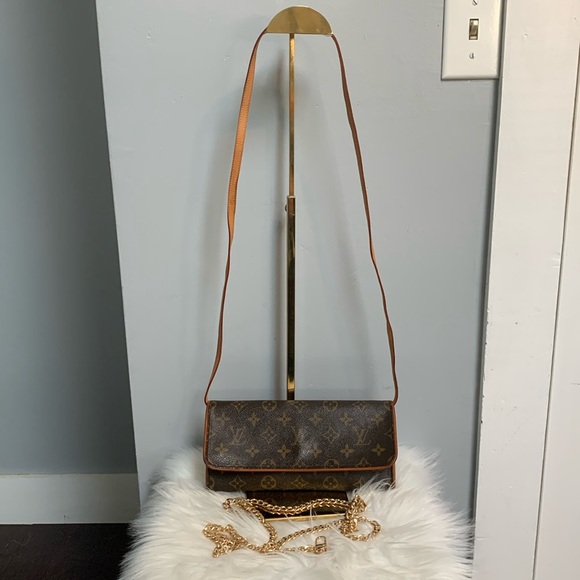 Louis Vuitton Handbags - ❌SOLD❌2004 authentic Louis Vuitton Twin Pochette GM crossbody bag